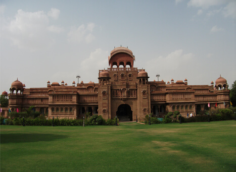 Laxmi Niwas Palace