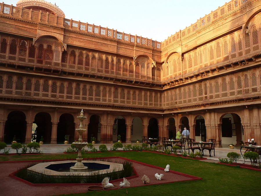 the-lalgarh-palace